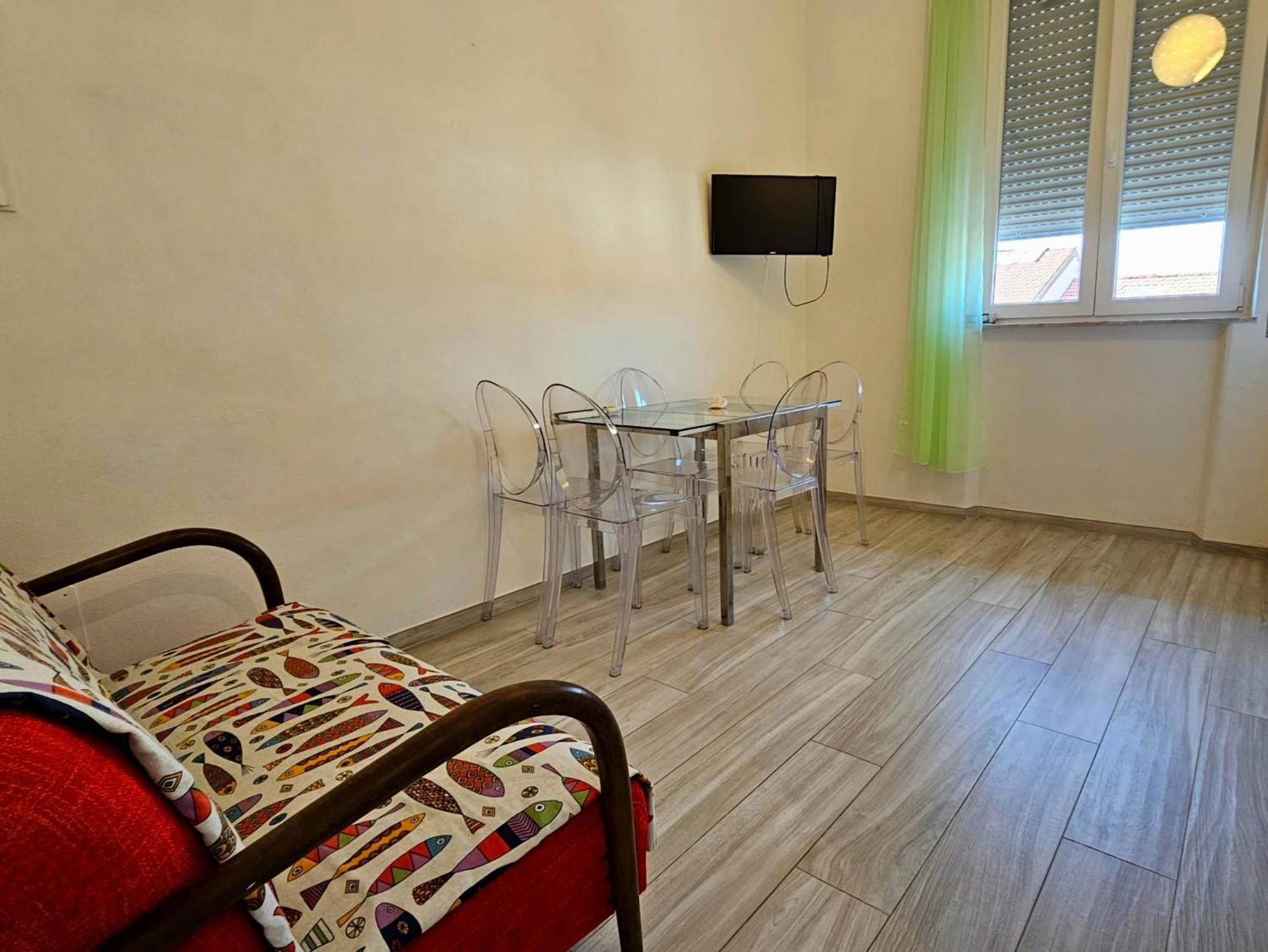 Acropolis Apartment Виареджо Екстериор снимка